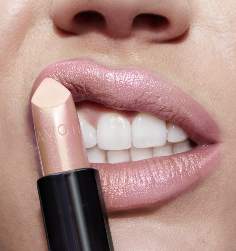 Labbra shimmer da baciare sotto le stelle